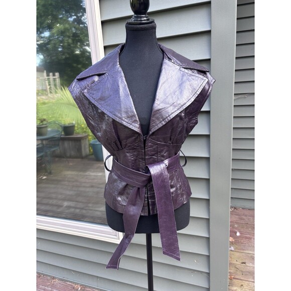 Arden B Jackets & Blazers - Arden B Y2K 100% Leather Eggplant Purple Corset Vest Medium Belted Cap Sleeve EC